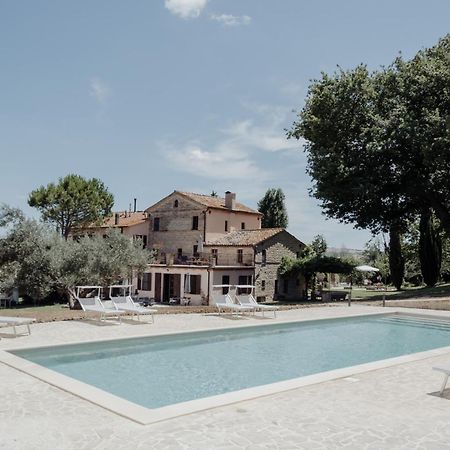 Agriturismo Qui Voglio Monte Roberto Экстерьер фото