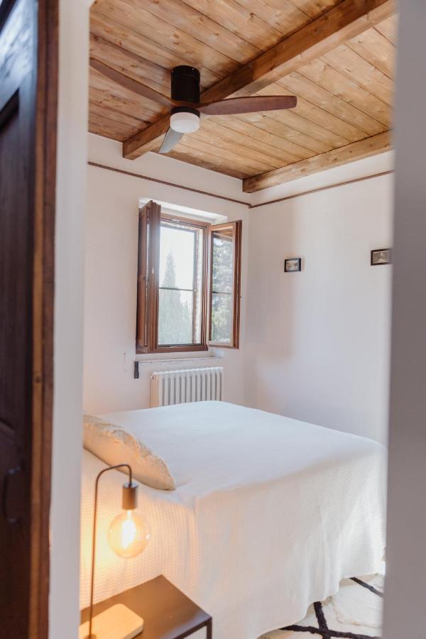 Agriturismo Qui Voglio Monte Roberto Экстерьер фото