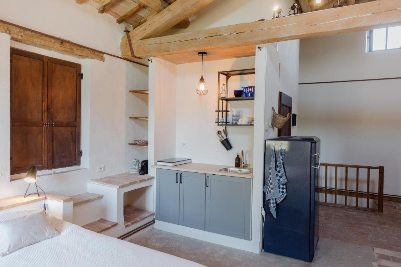 Agriturismo Qui Voglio Monte Roberto Экстерьер фото
