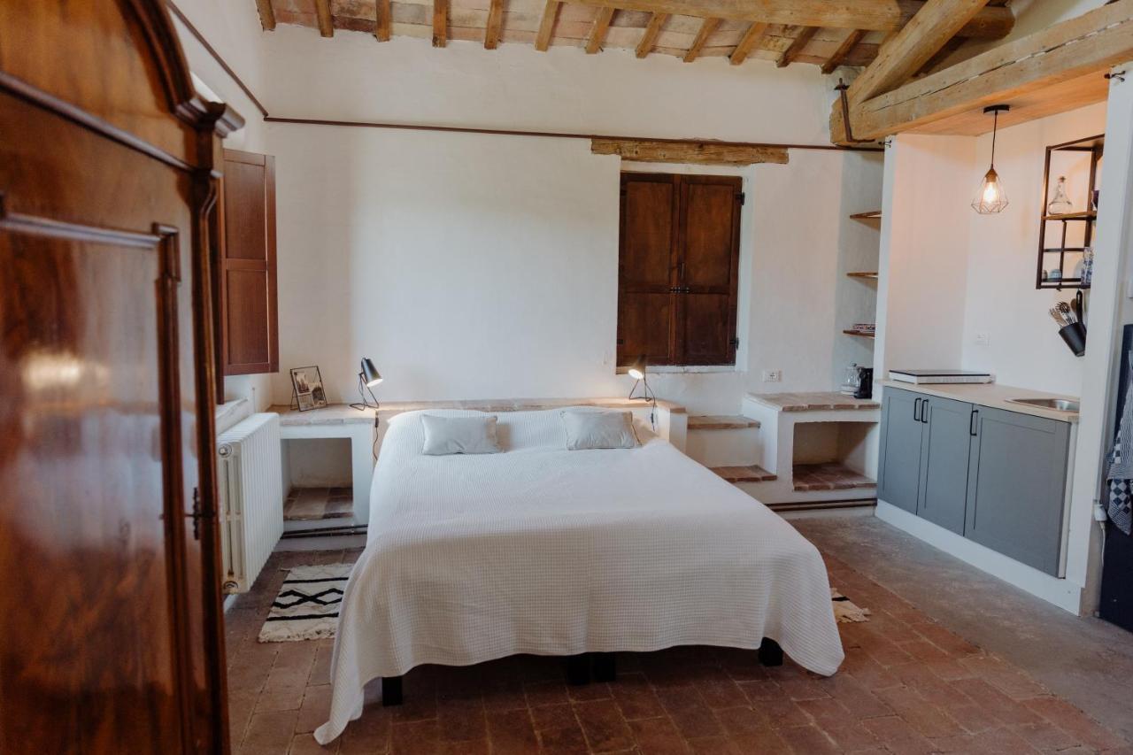 Agriturismo Qui Voglio Monte Roberto Экстерьер фото