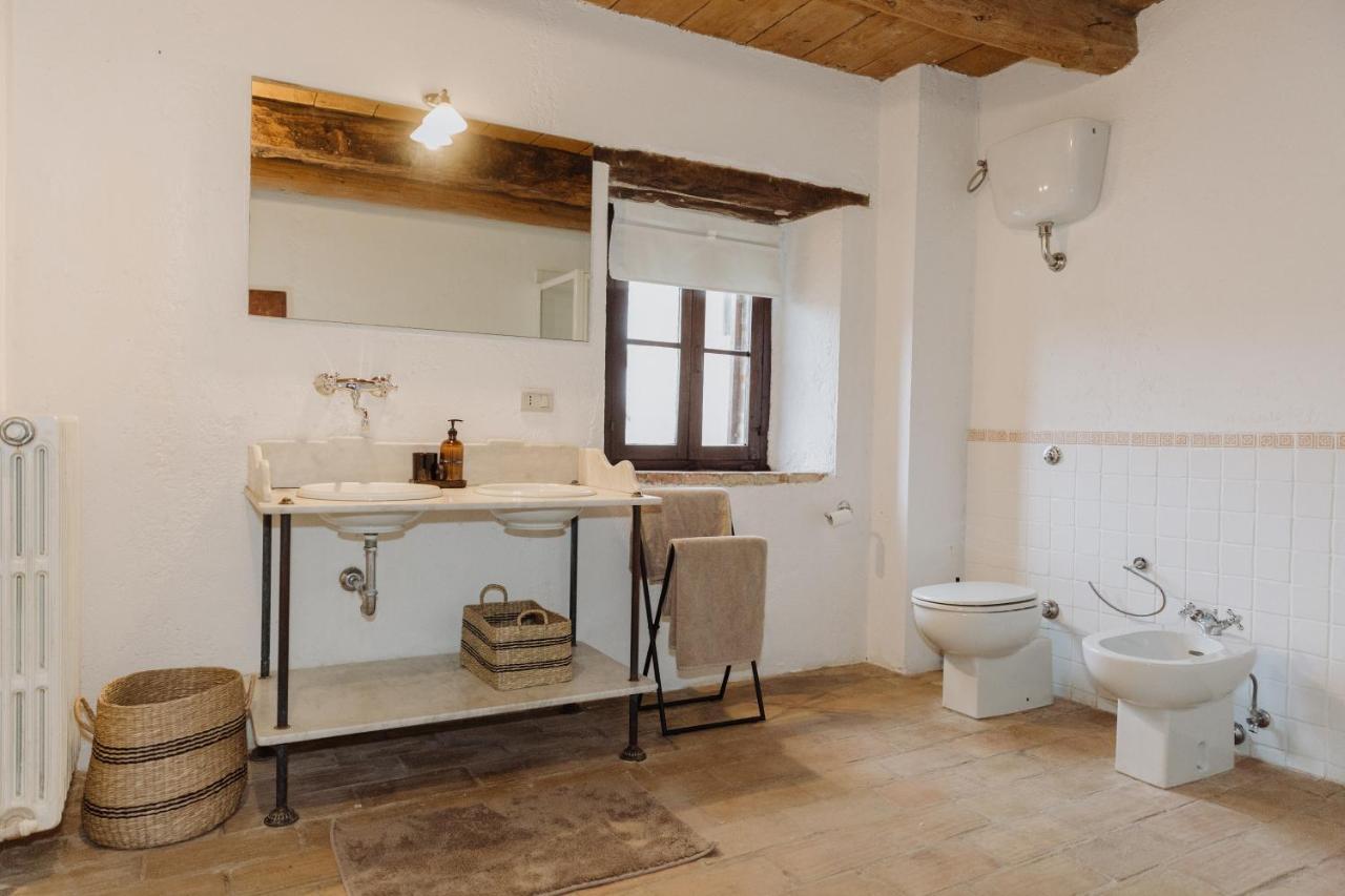 Agriturismo Qui Voglio Monte Roberto Экстерьер фото