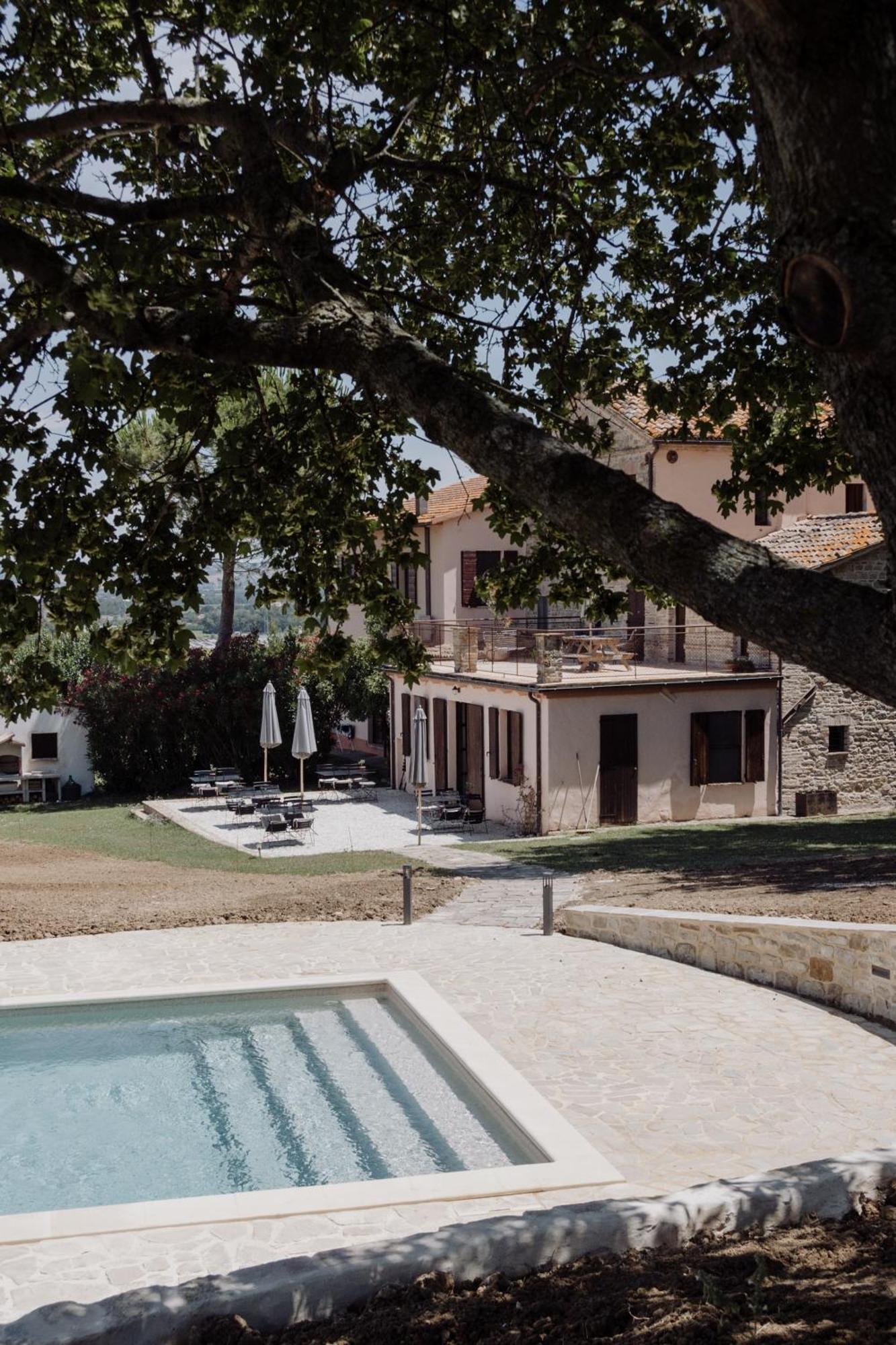 Agriturismo Qui Voglio Monte Roberto Экстерьер фото